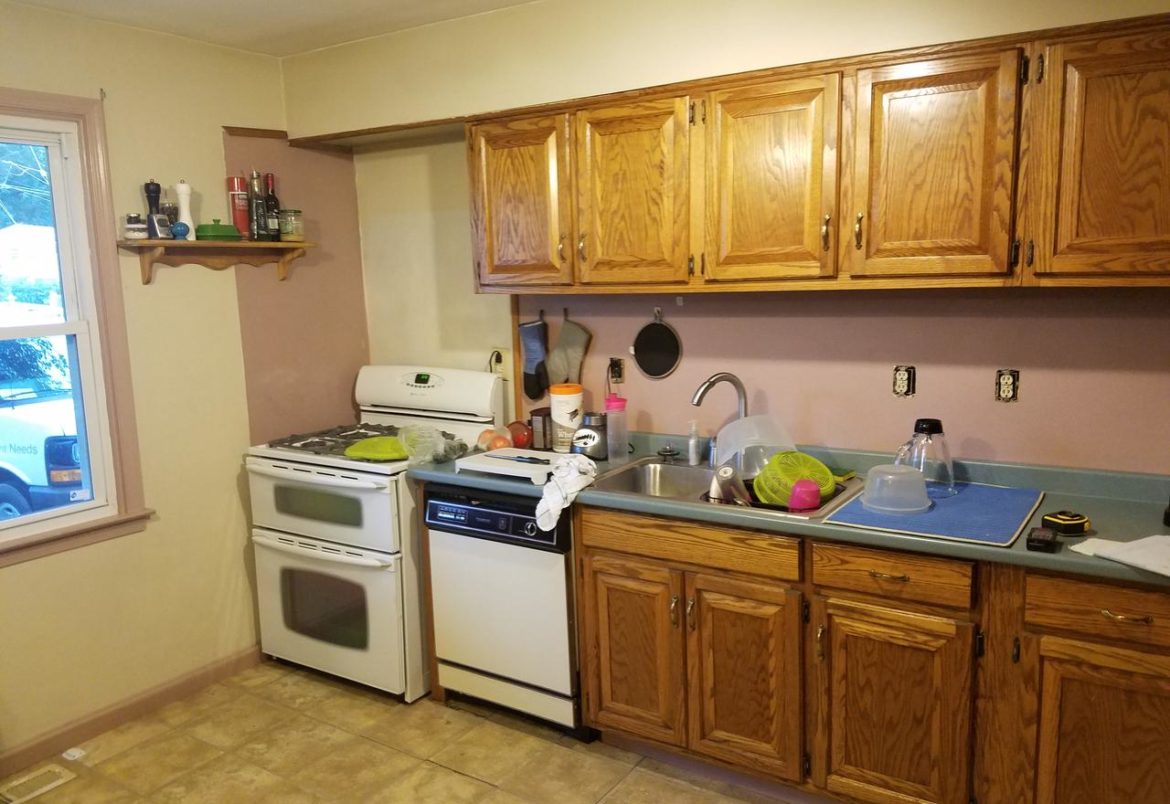 Southampton kitchen before remodel
