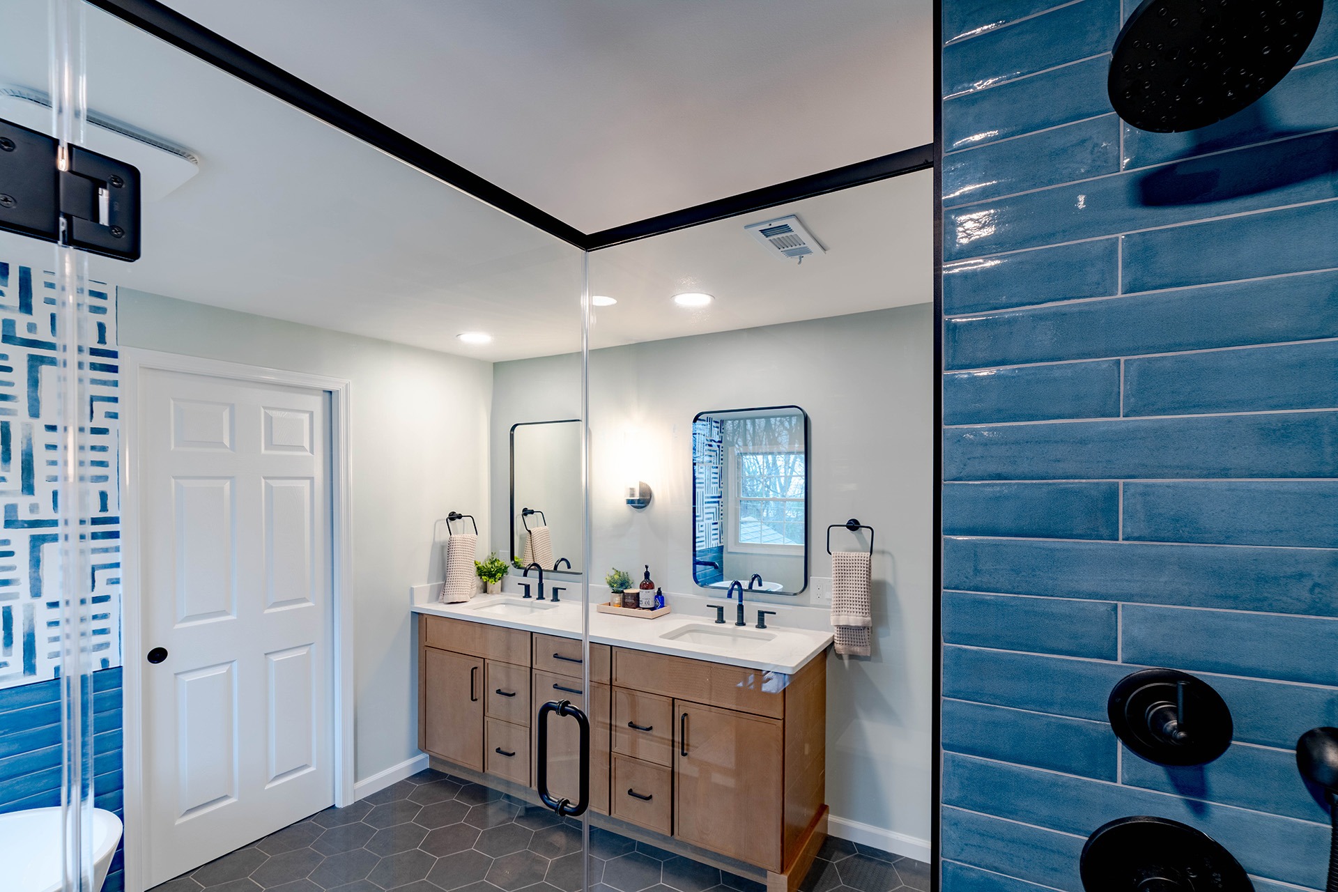 LBK Design Build - Doylestown Master Bath Remodel - AFTER