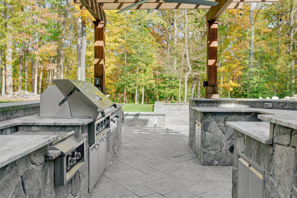 LBK Design Build - Outdoor Living Remodeling - Outdoor Kitchens