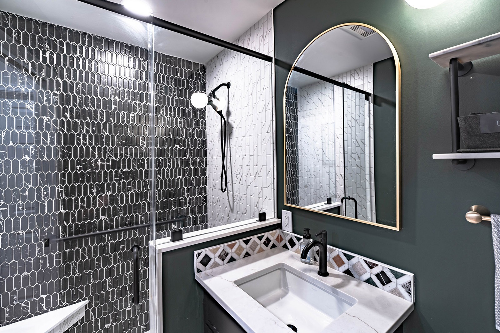 Moody, Modern Bath with Contrast